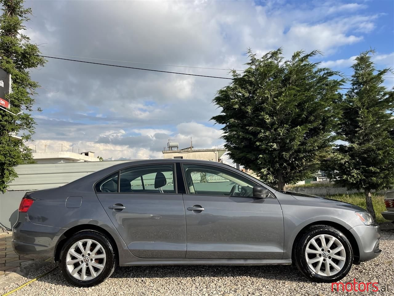 2011' Volkswagen Jetta photo #5