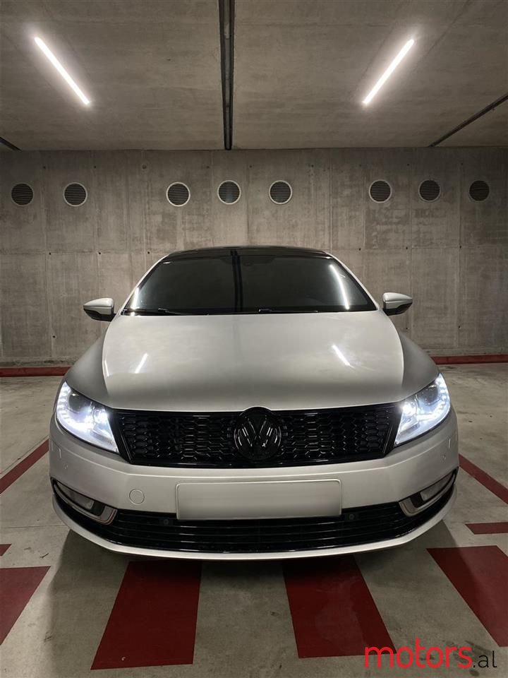 2013' Volkswagen photo #1