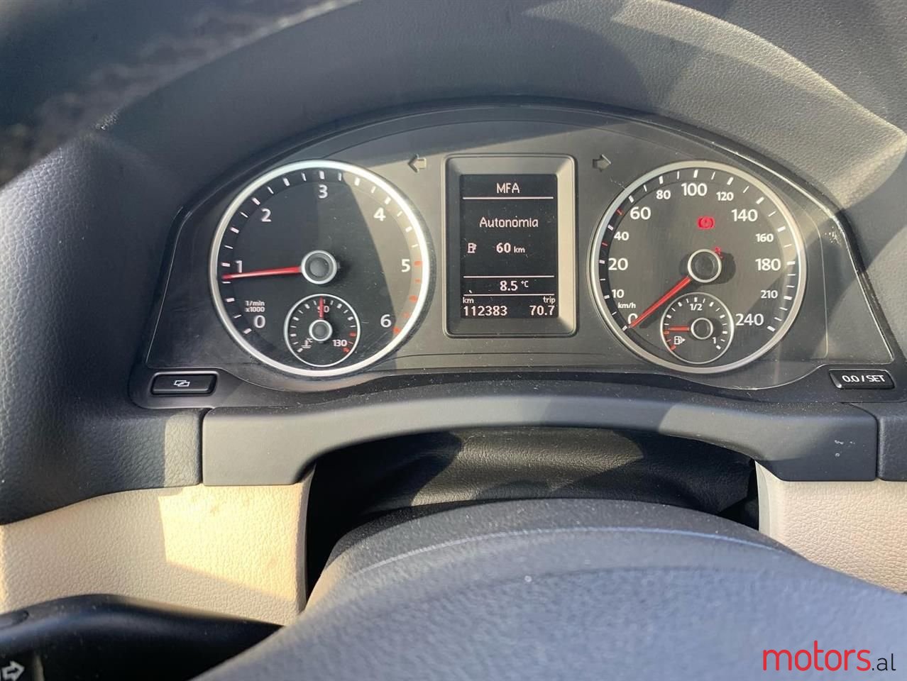 2010' Volkswagen Tiguan photo #6