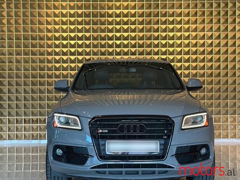 2015' Audi SQ5 photo #4