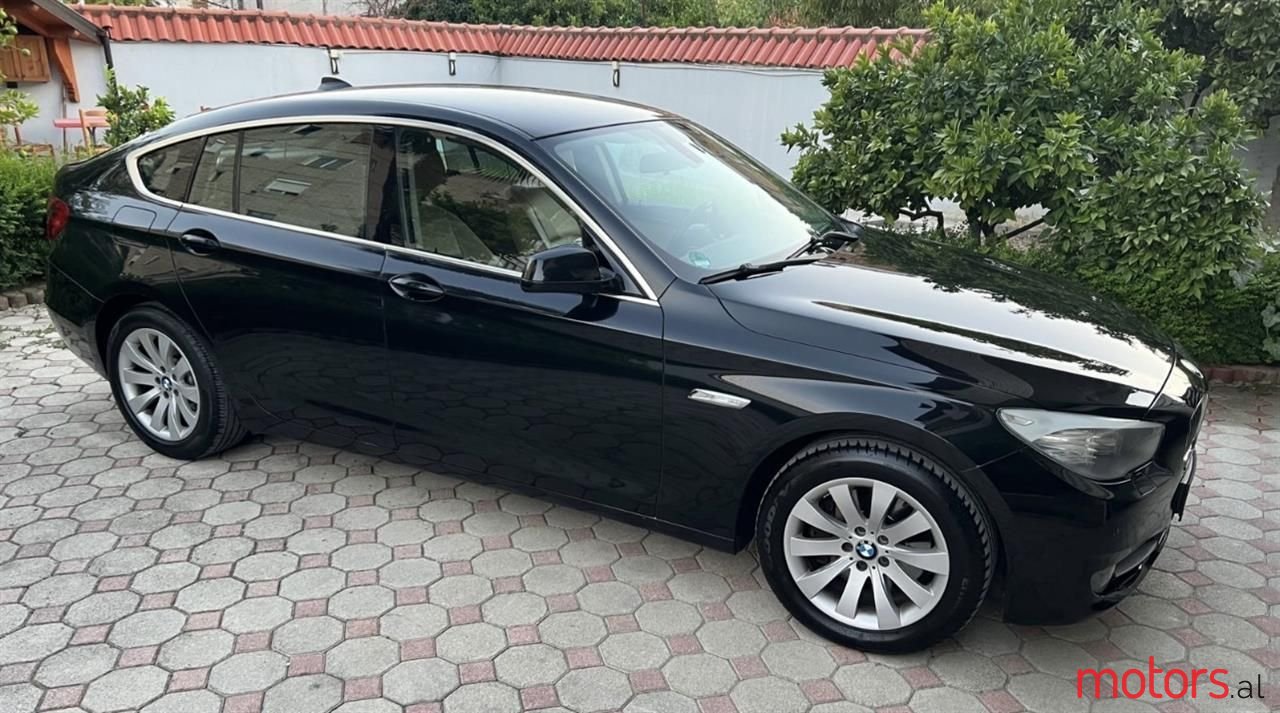 2010' BMW 530 photo #4