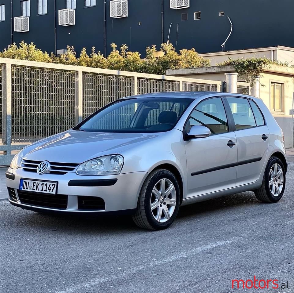 2005' Volkswagen Golf photo #1