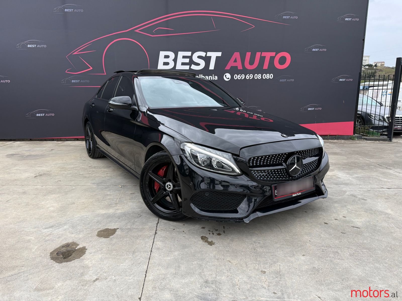 2015' Mercedes-Benz C 250 photo #1