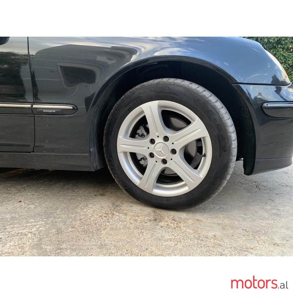 2006' Mercedes-Benz C 220 photo #6