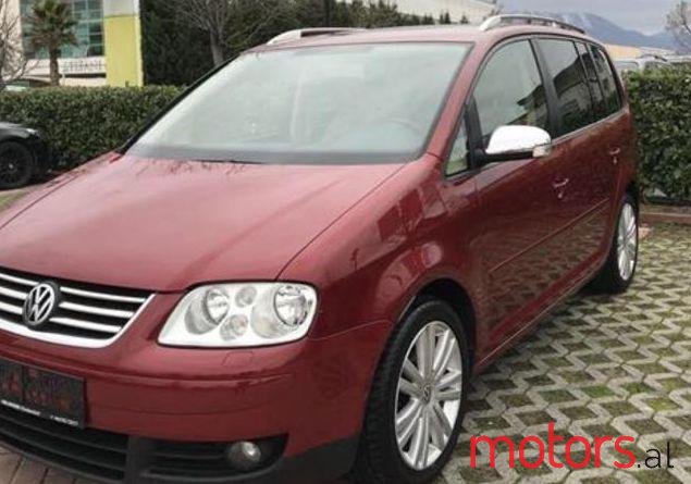 2006' Volkswagen Touran photo #1