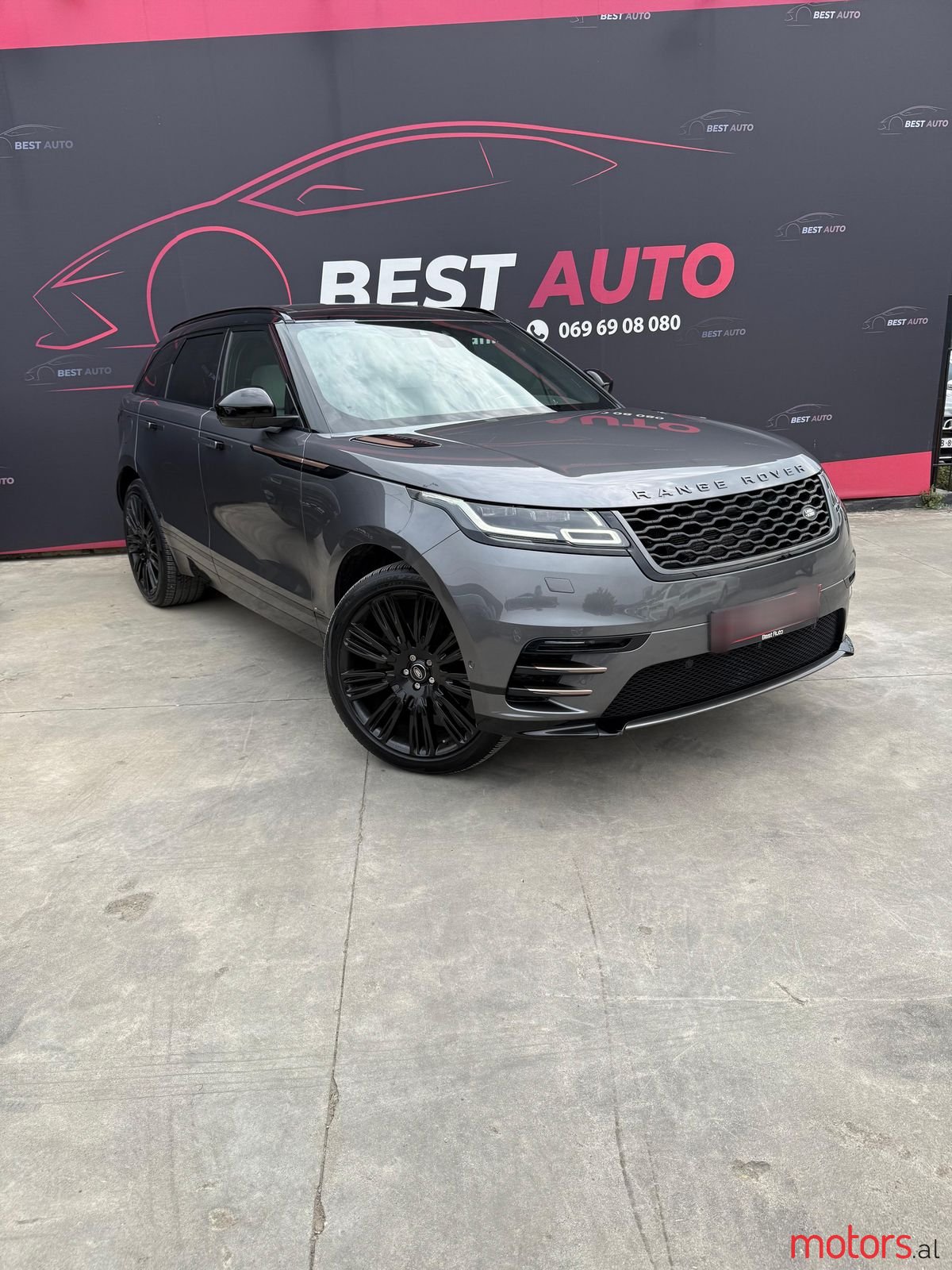 2018' Land Rover Range Rover Velar photo #1