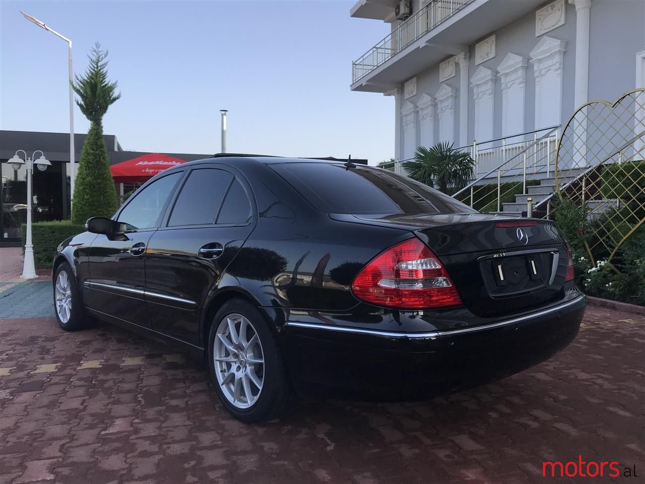 2006' Mercedes-Benz E 500 photo #6