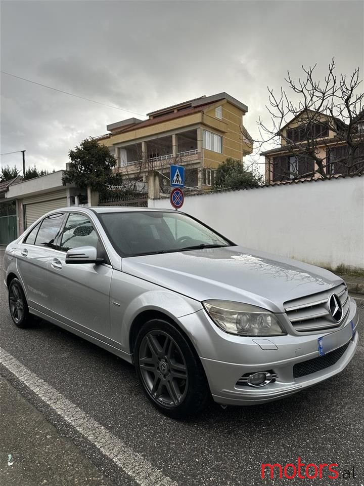 2010' Mercedes-Benz C 220 photo #3