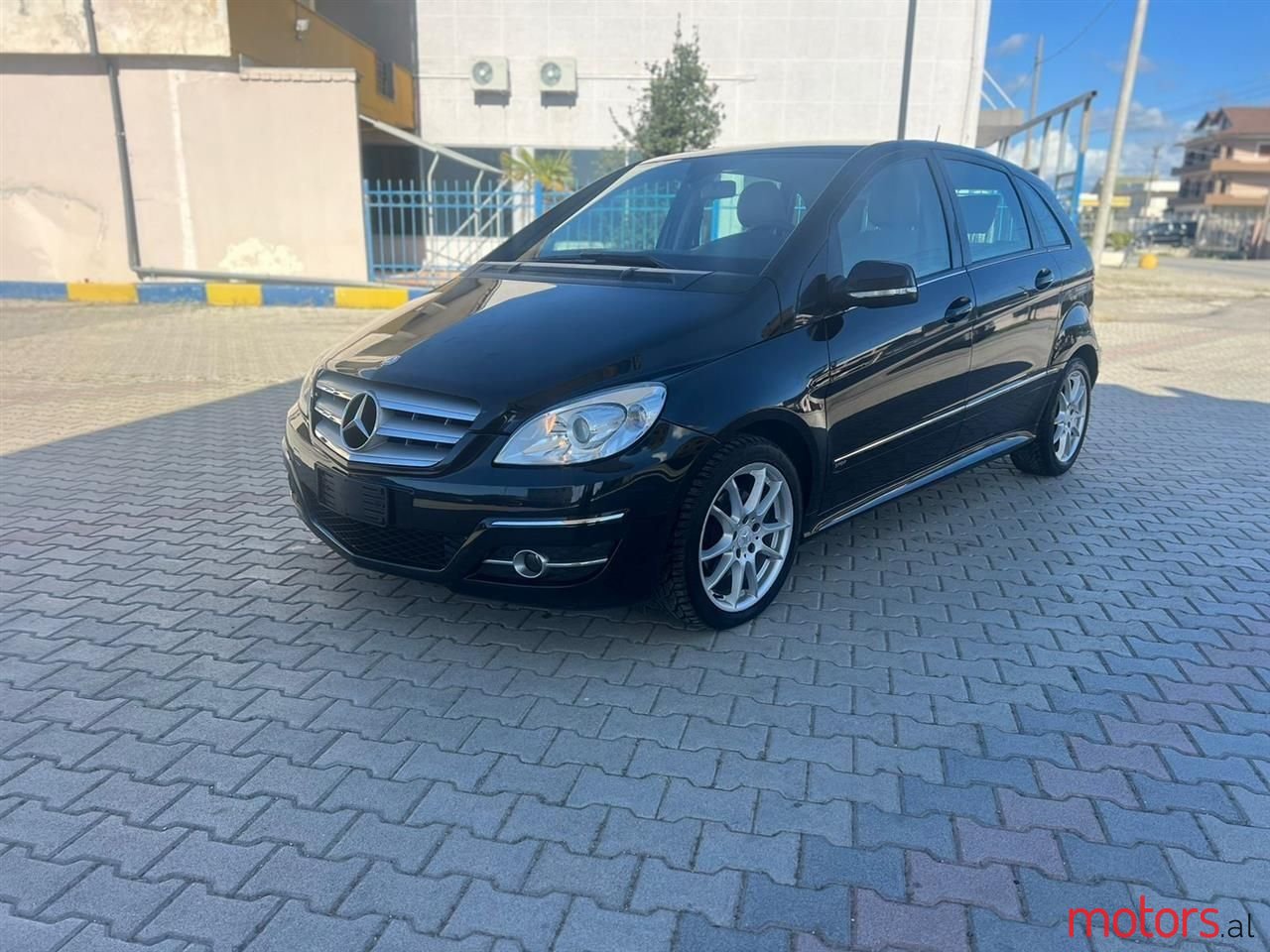 2008' Mercedes-Benz B 180 photo #5