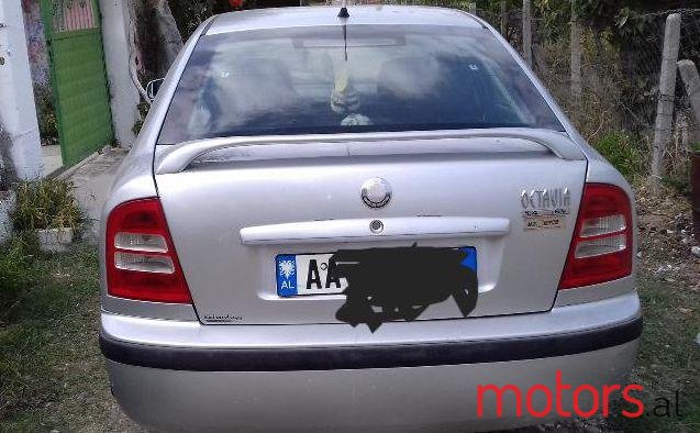 2002' Skoda Octavia photo #2