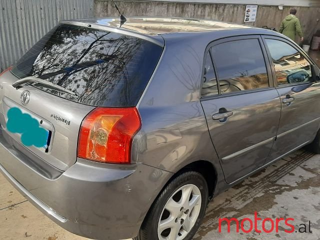 2005' Toyota Corolla photo #3