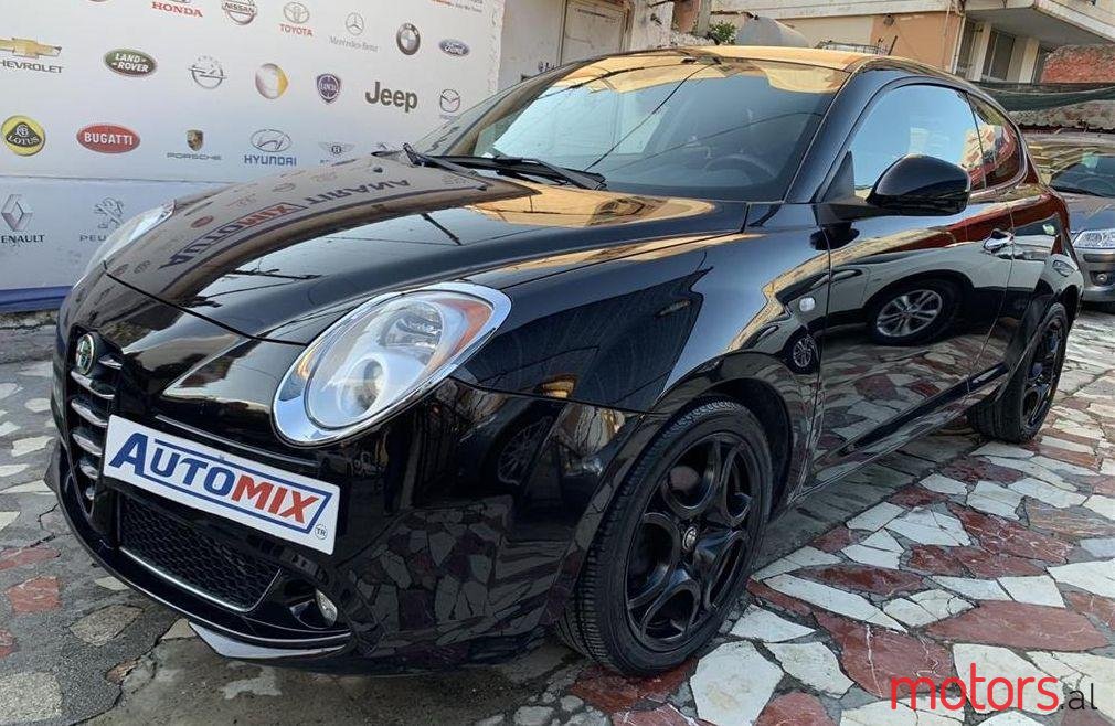 2011' Alfa Romeo MiTo photo #1