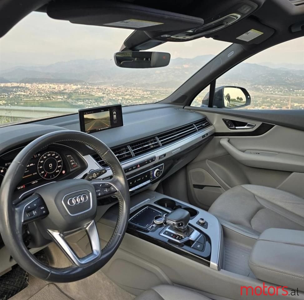 2017' Audi Q7 photo #5
