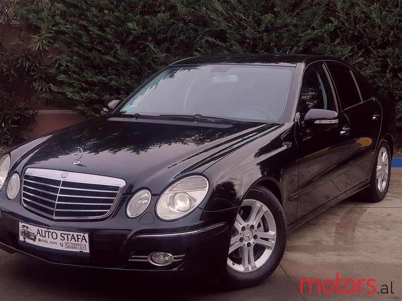 2007' Mercedes-Benz E 220 photo #1