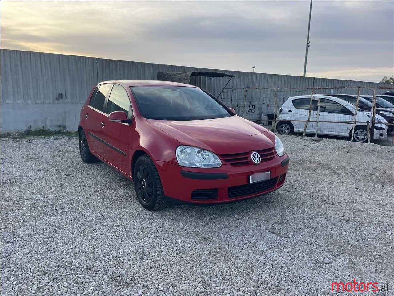 2005' Volkswagen Golf photo #6