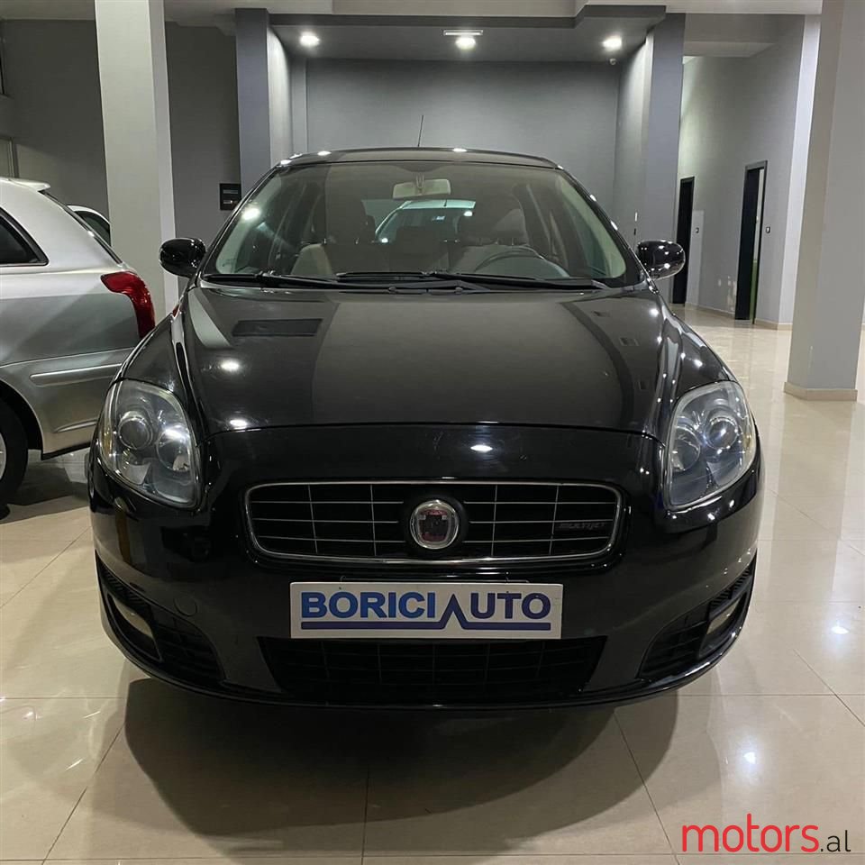 2008' Fiat Croma photo #3