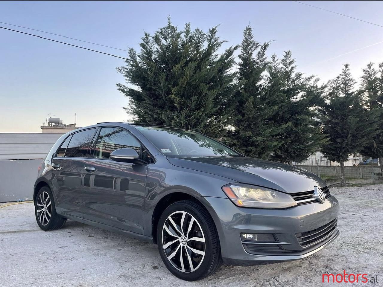 2015' Volkswagen Golf photo #3