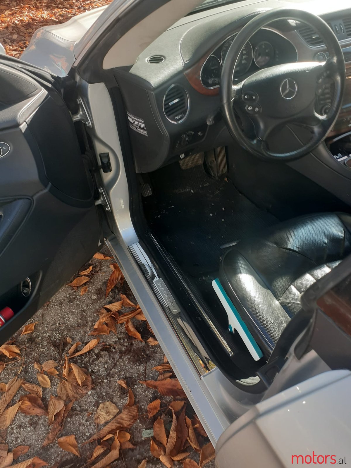 2007' Mercedes-Benz CLS 320 photo #7