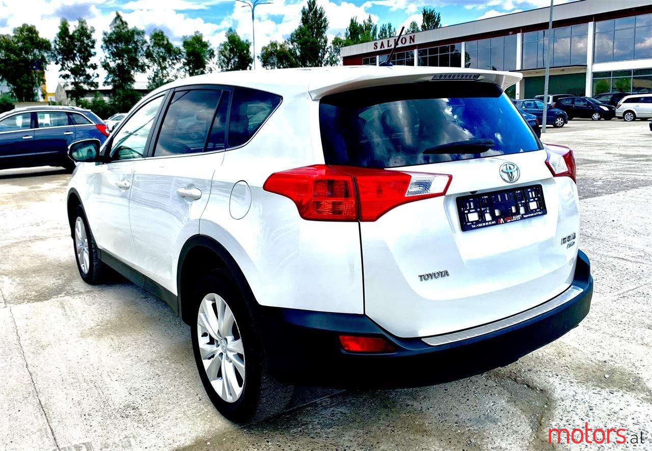 2014' Toyota RAV4 photo #6