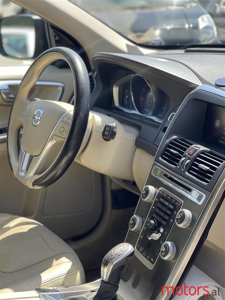 2016' Volvo Xc 60 photo #5