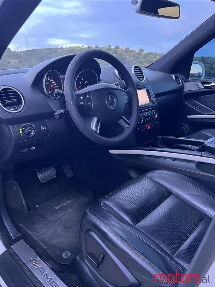 2007' Mercedes-Benz ML 63 AMG photo #6