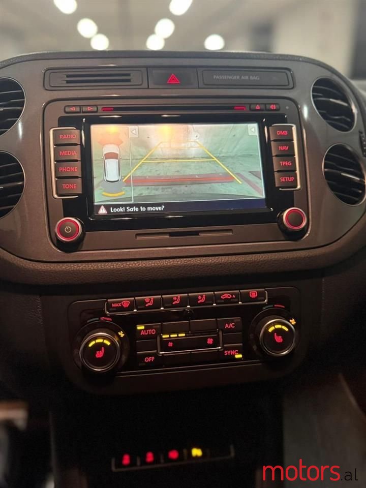 2014' Volkswagen Tiguan photo #5