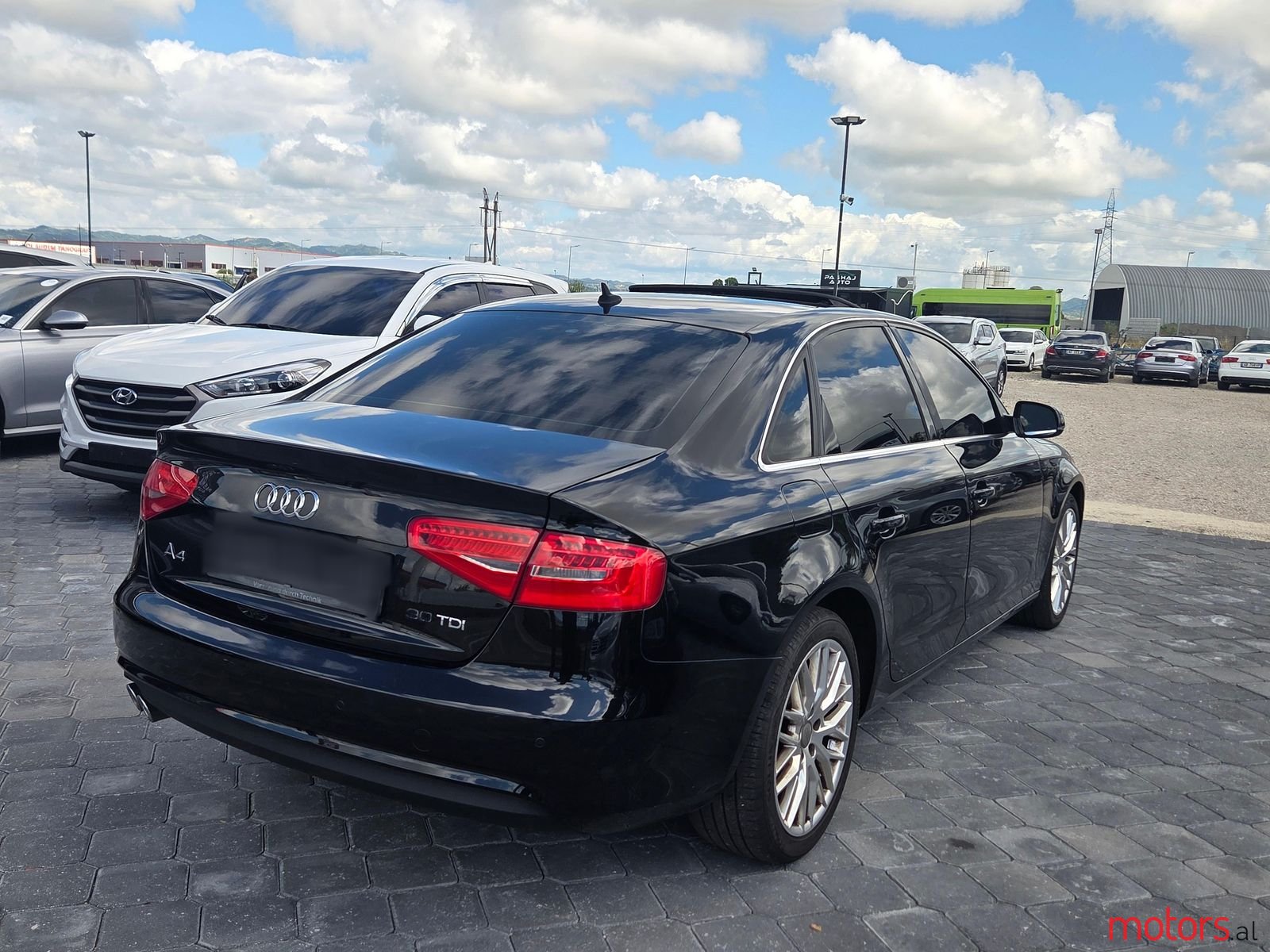 2016' Audi A4 photo #4