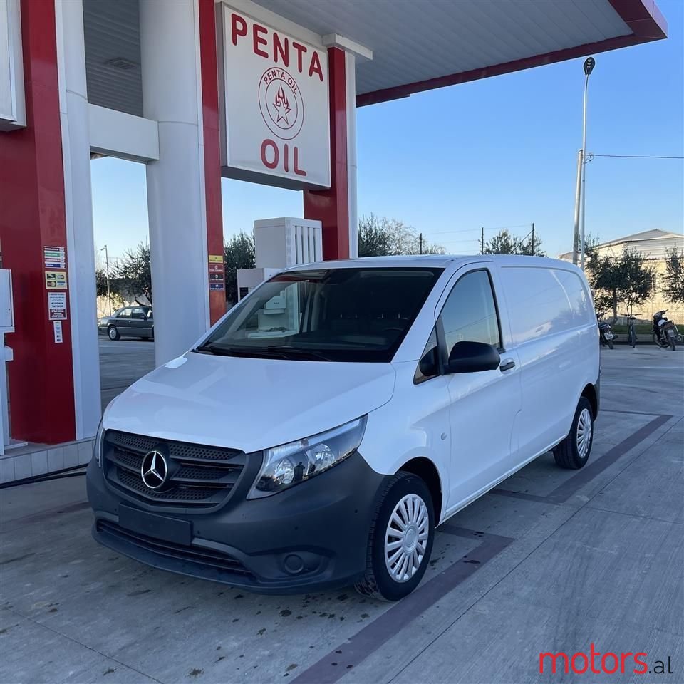 2018' Mercedes-Benz Vito photo #3