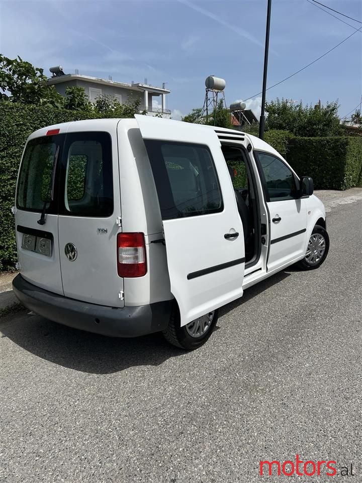 2009' Volkswagen Caddy photo #1