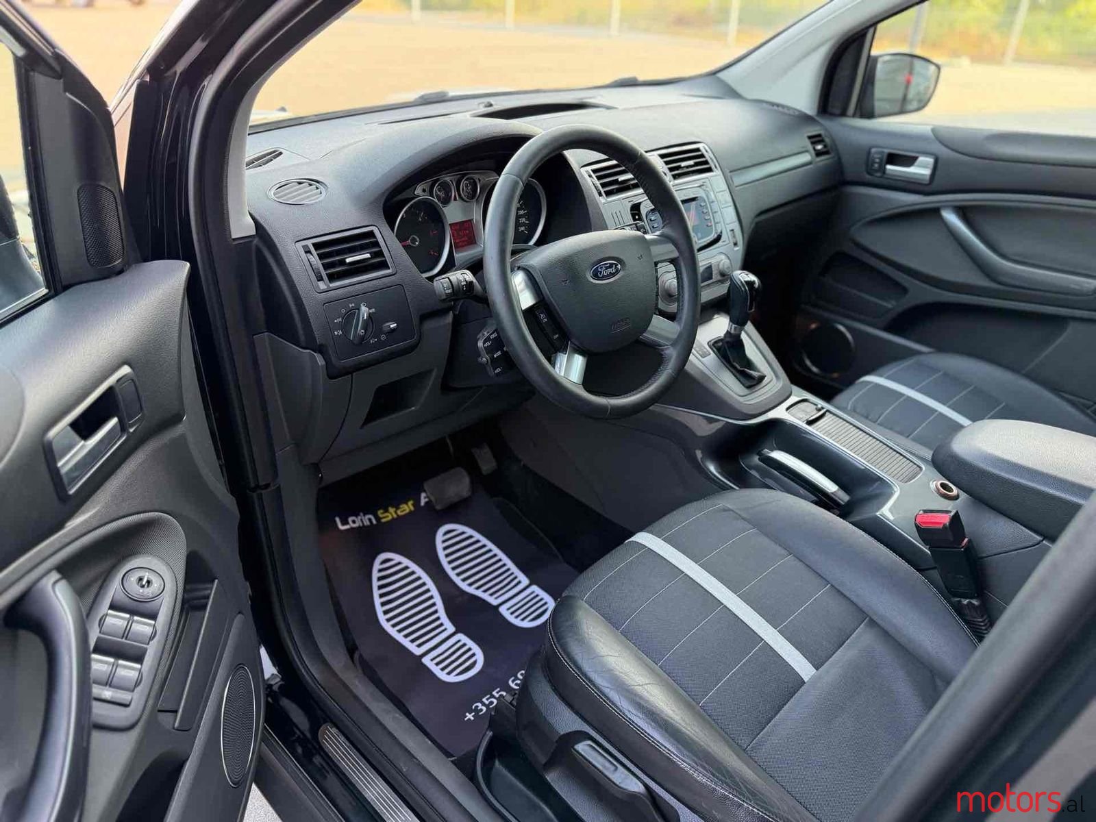 2011' Ford Kuga photo #5