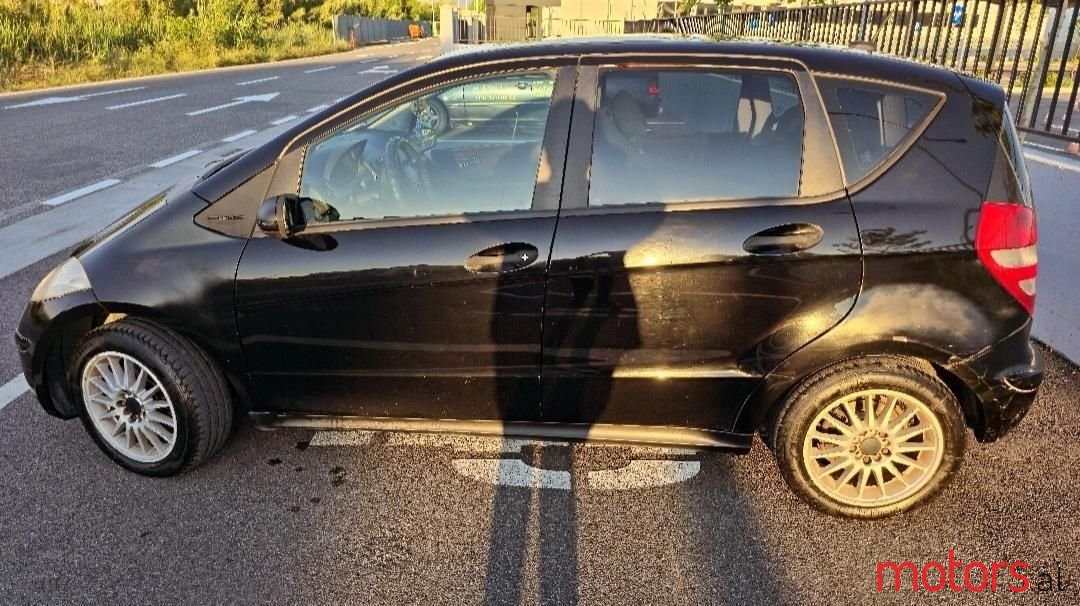 2005' Mercedes-Benz A 180 photo #6