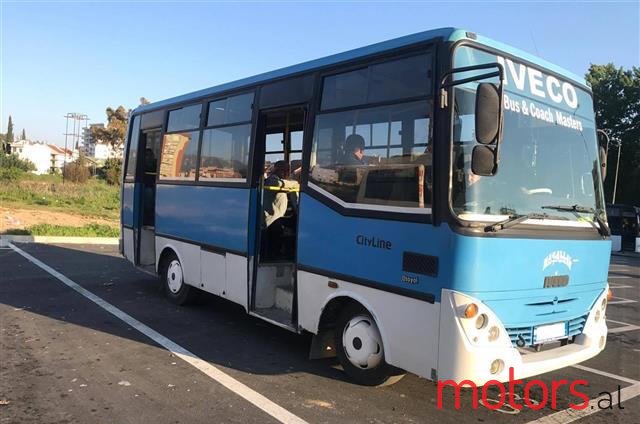 2004' Iveco photo #1