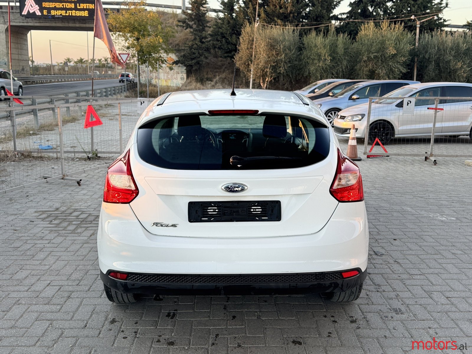 2014' Ford Focus photo #5