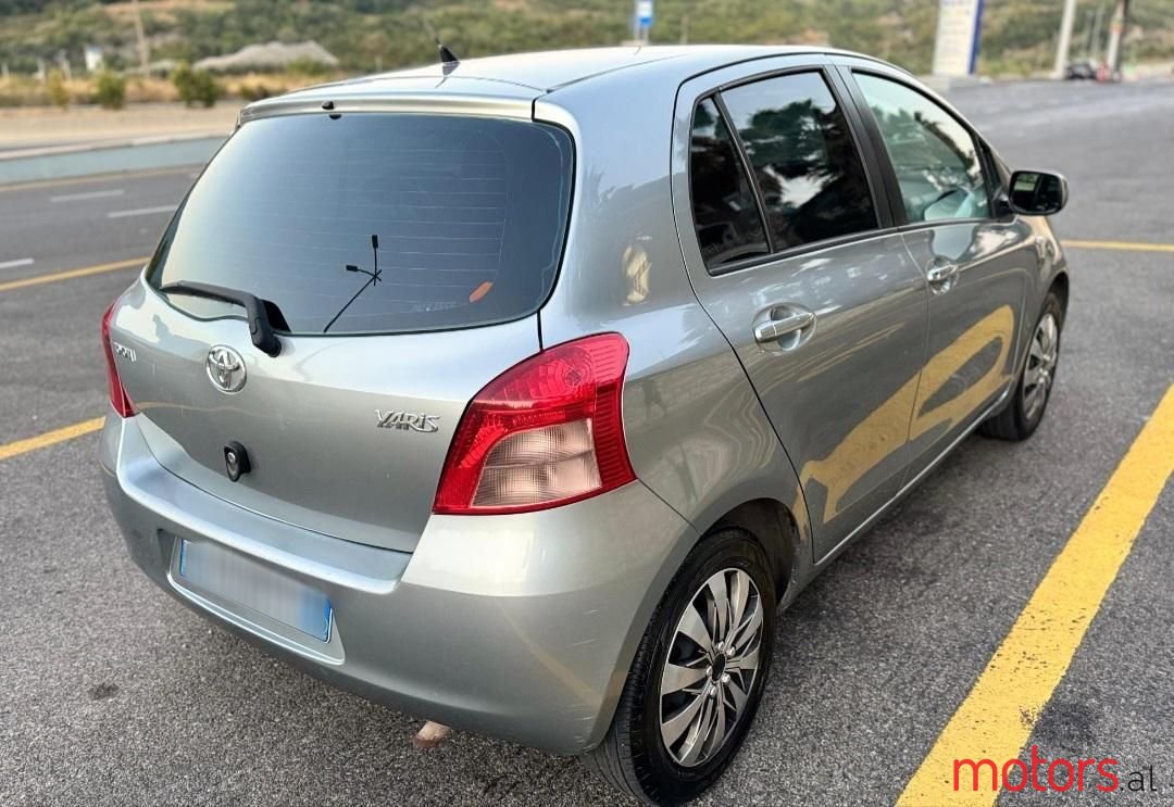 2007' Toyota Yaris photo #6
