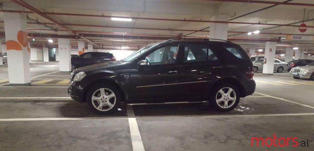 2008' Mercedes-Benz ML 320 photo #1