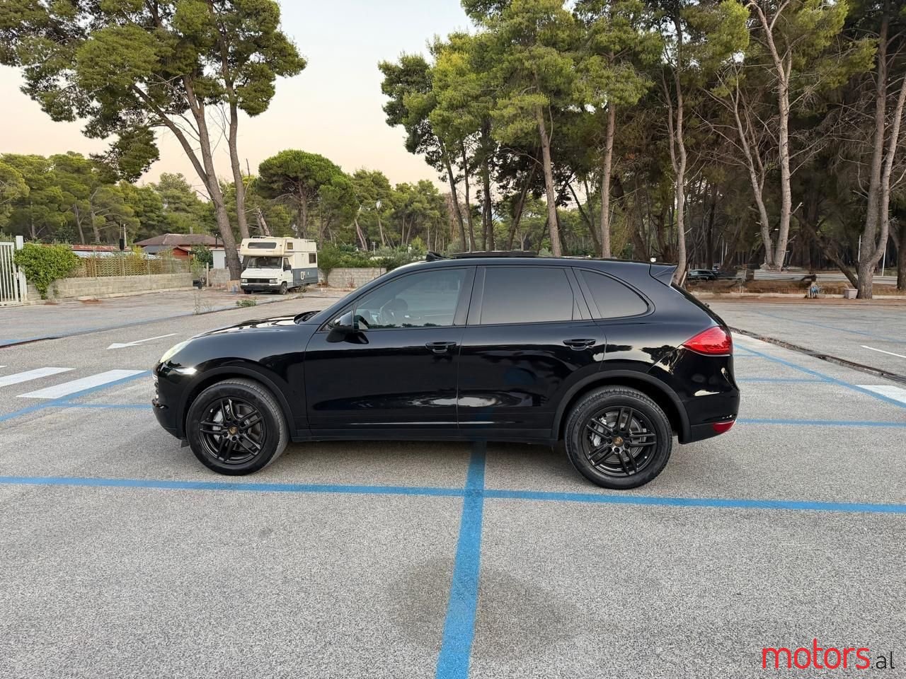 2013' Porsche Cayenne photo #4