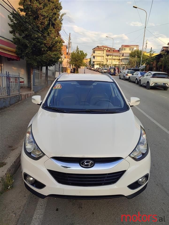 2012' Hyundai ix35 photo #2