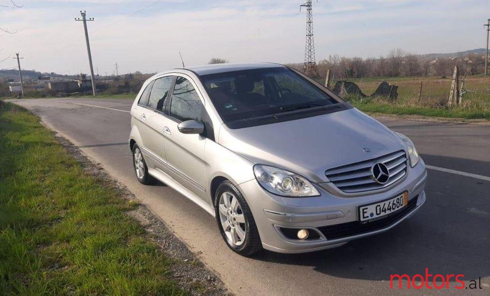 2006' Mercedes-Benz B 200 photo #1