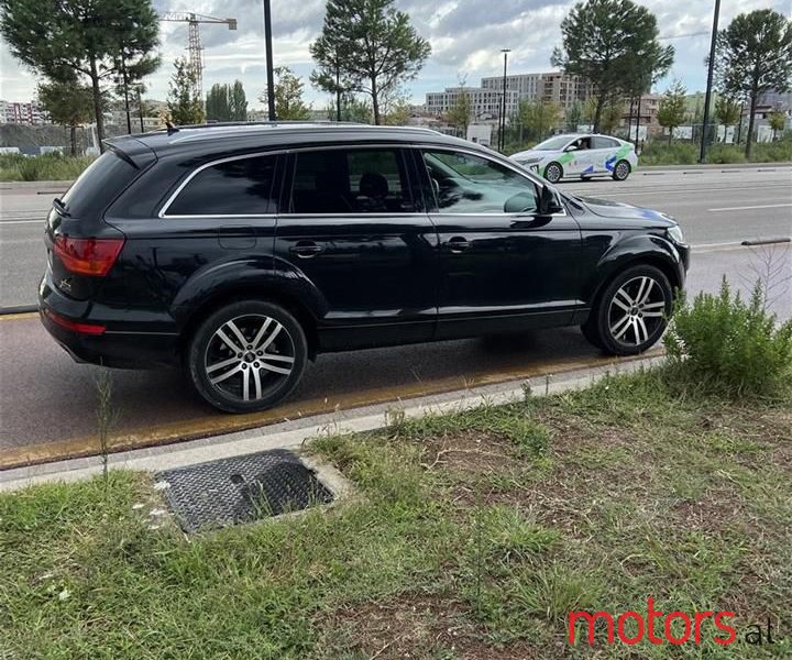 2007' Audi Q7 photo #3