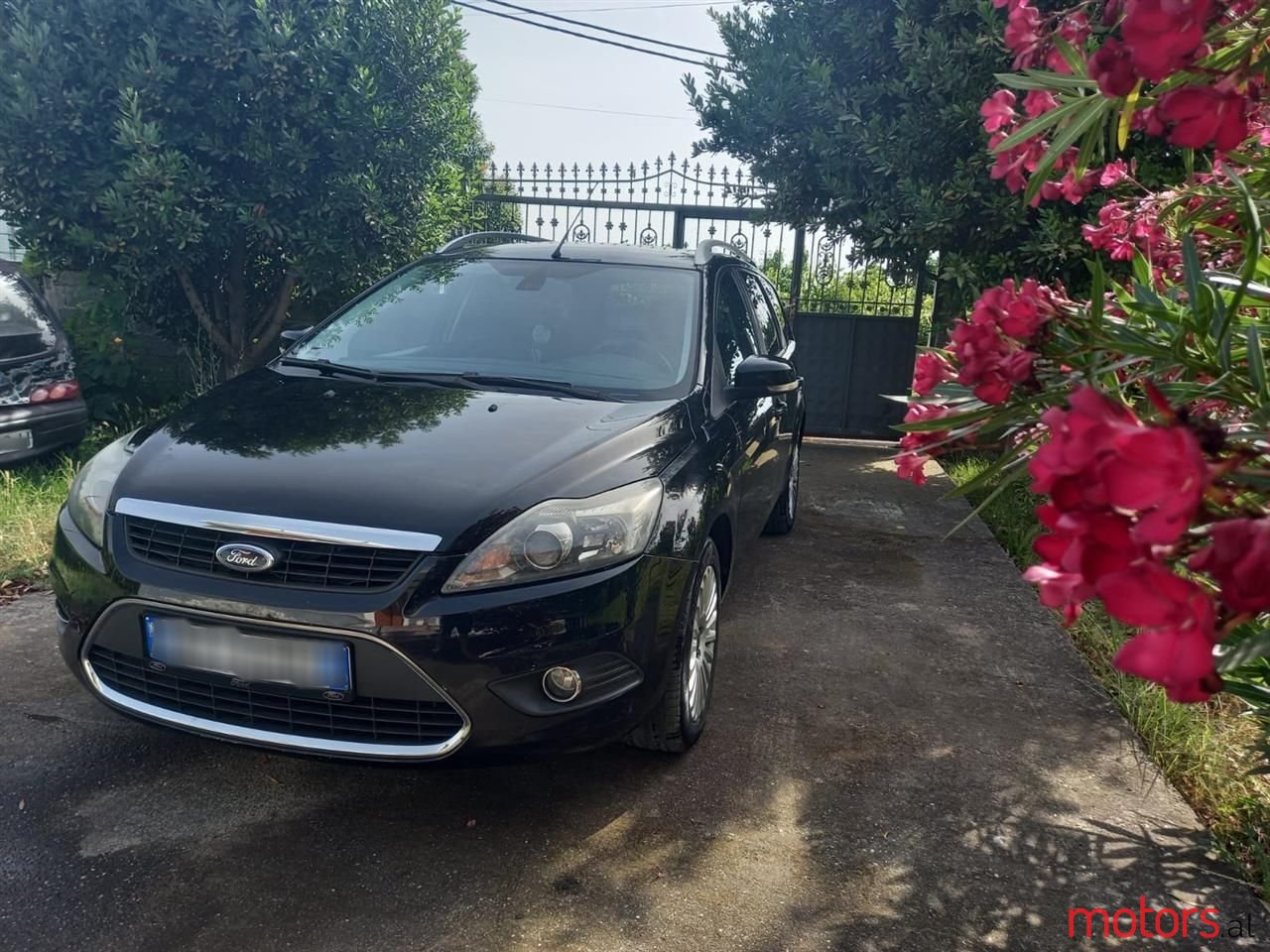 2010' Ford Focus photo #4