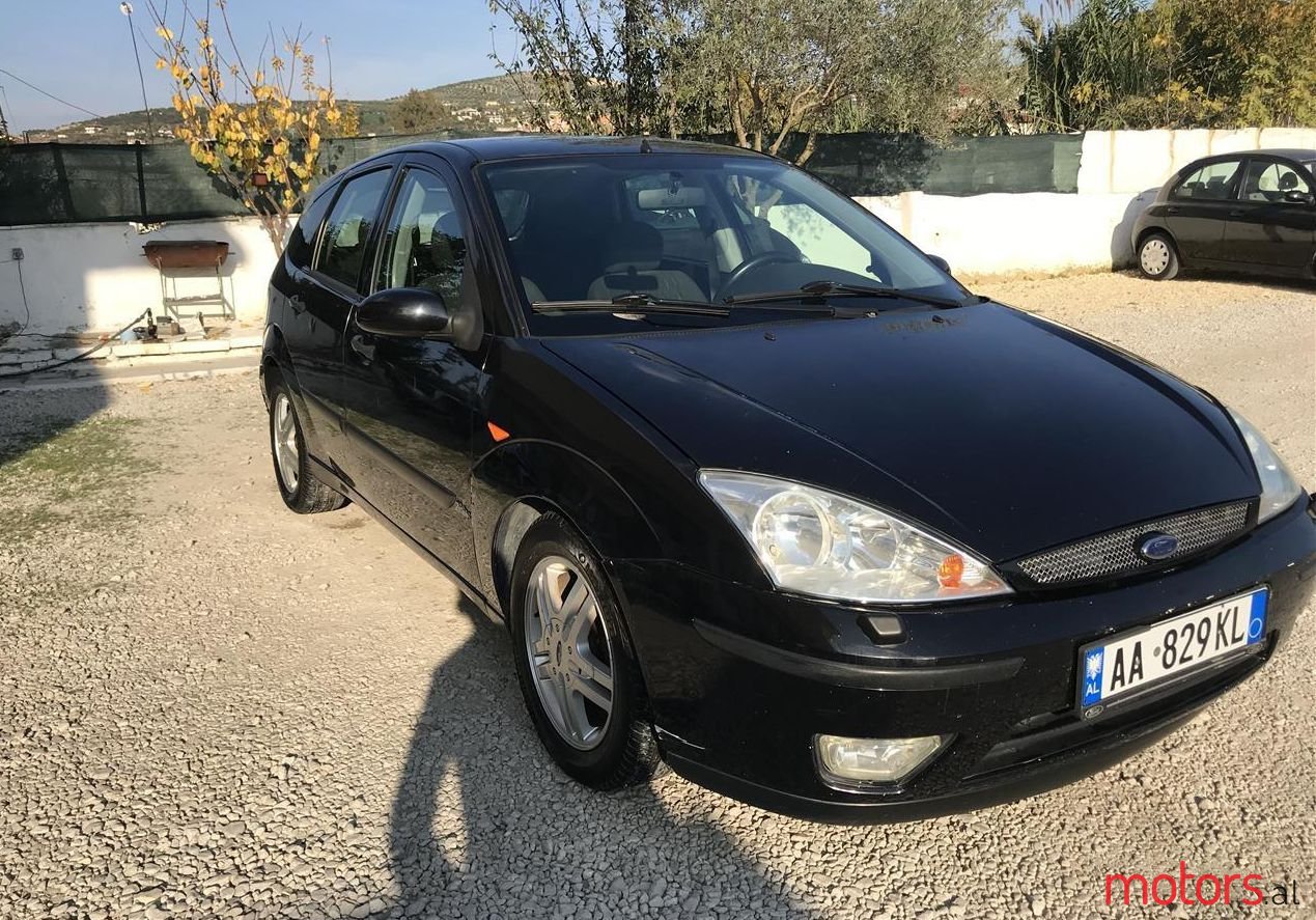 2003' Ford Focus photo #1