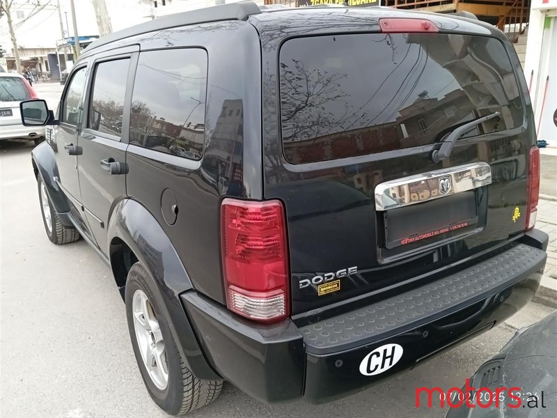 2010' Dodge Nitro photo #5