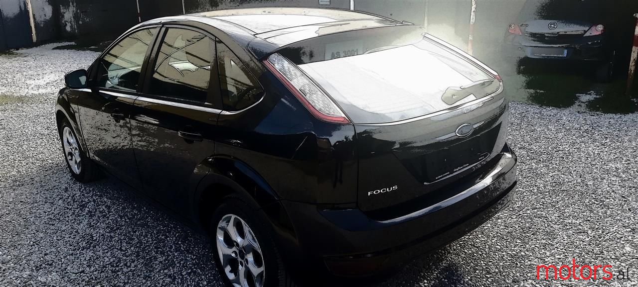 2011' Ford Focus photo #2