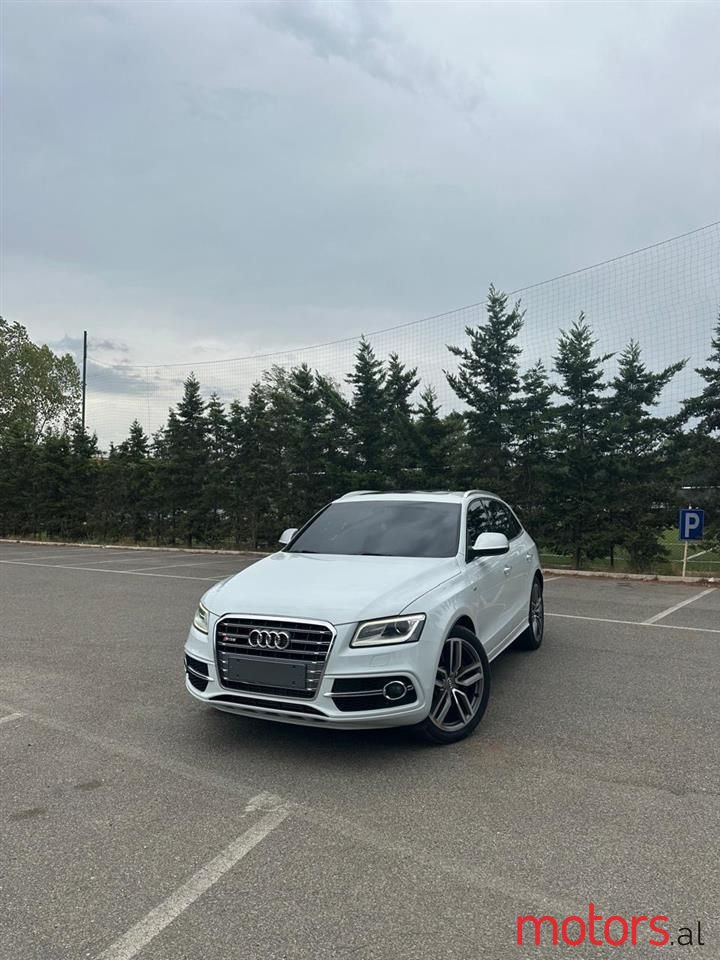 2015' Audi SQ5 photo #4