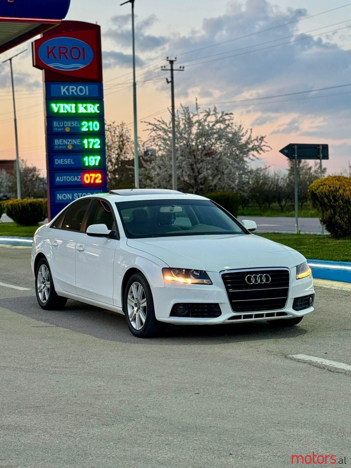 2011' Audi A4 photo #5
