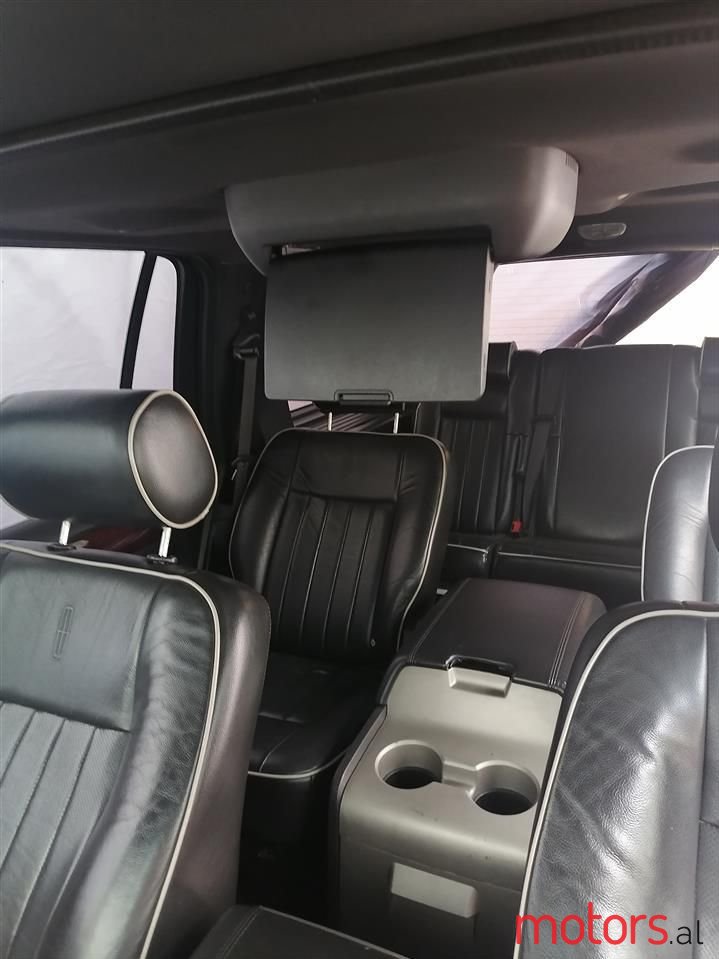 2006' Lincoln Navigator photo #3