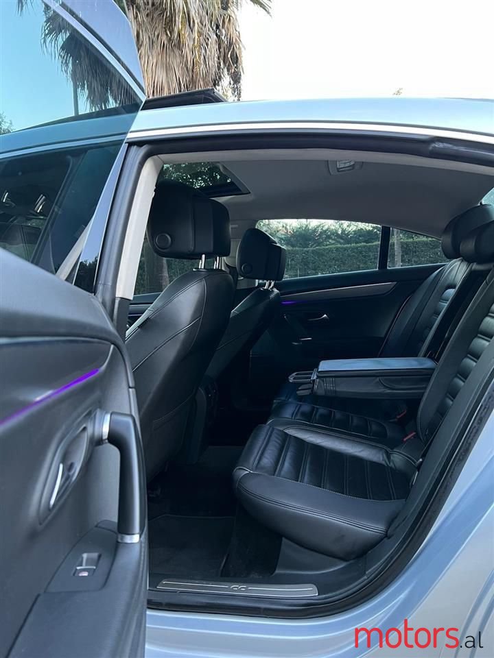 2013' Volkswagen photo #4