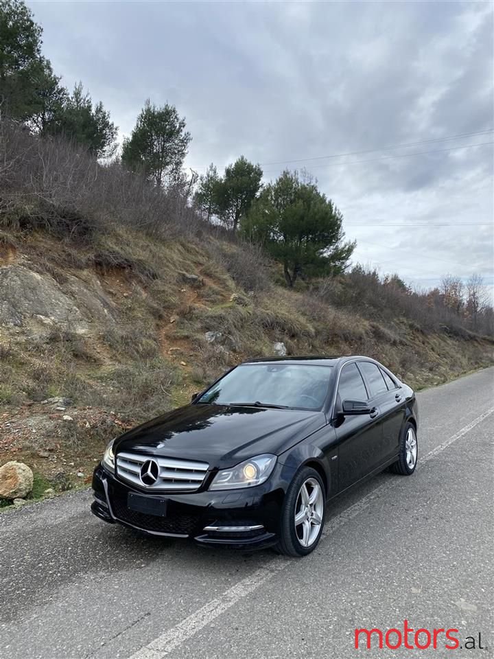 2012' Mercedes-Benz C 200 photo #2