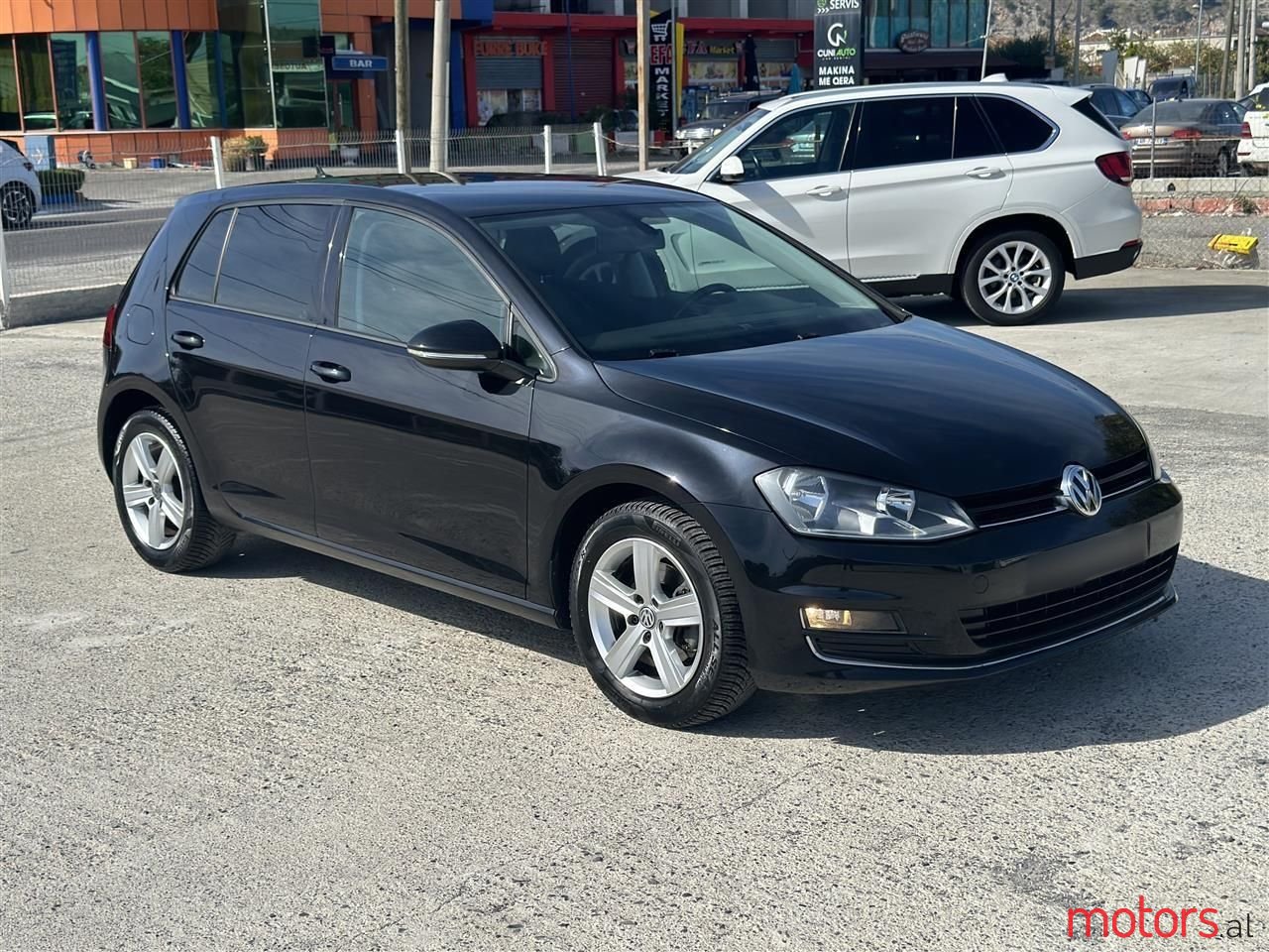 2013' Volkswagen Golf photo #3