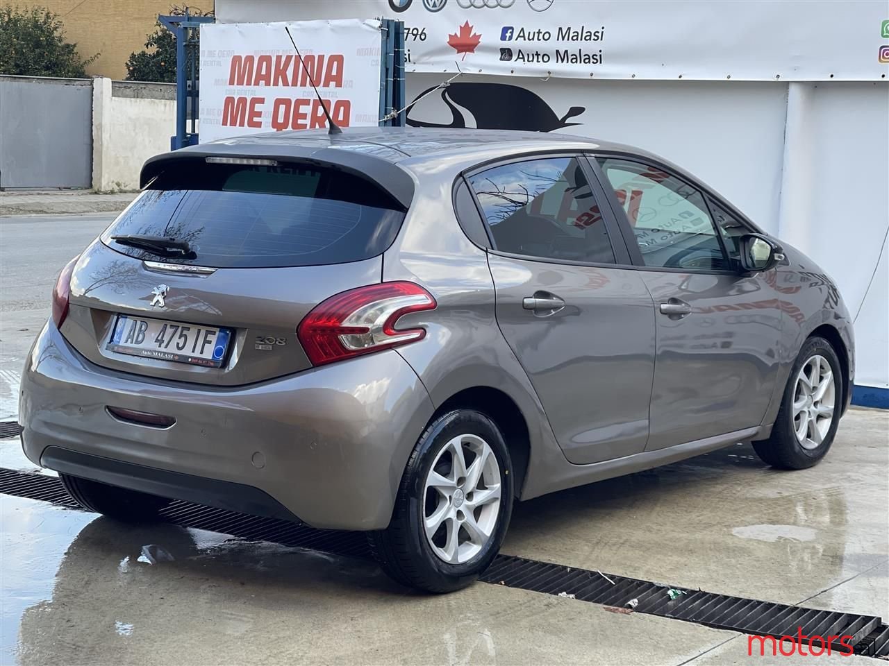 2013' Peugeot 208 photo #6